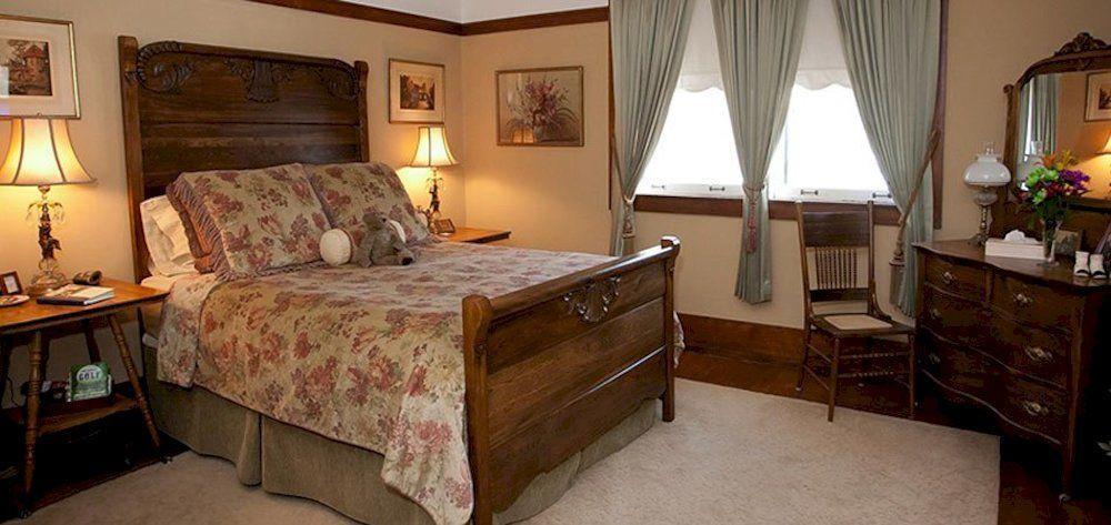 Westphal Mansion Inn Bed & Breakfast Hartford Exteriér fotografie